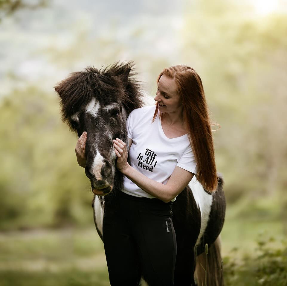 Women's T-shirt BIO-BW "I love Island"